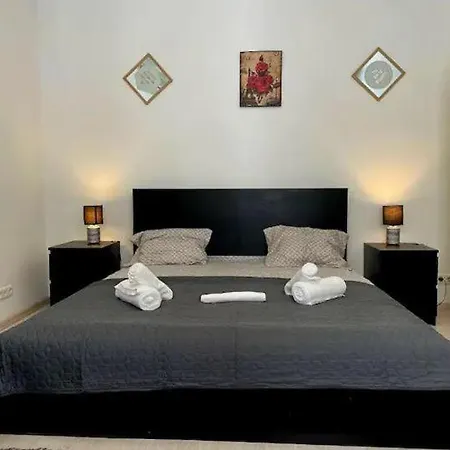 Appartement Universitate *